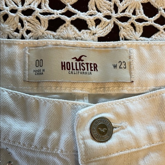 Hollister White Distressed Rhinestone-Accent Denim Shorts - Picture 4 of 6